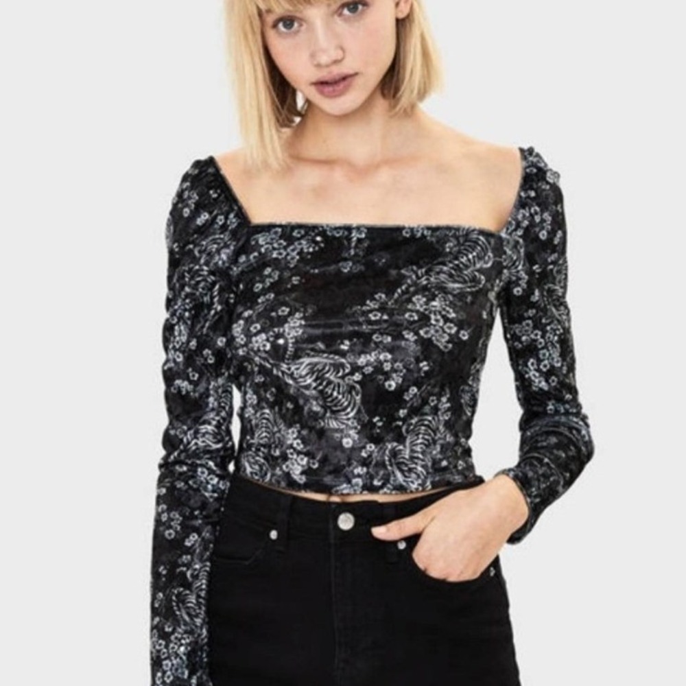 Bershka Black Velvet Tiger Top Sz Large Goth Grunge Whimsigoth